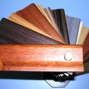 So wählen Sie eine Fußleiste für den Boden: Welche Optionen + Empfehlungen zur Auswahl gibt es?