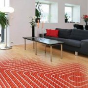 Welche Fußbodenheizung ist besser und warum: eine vergleichende Übersicht der Geräteoptionen