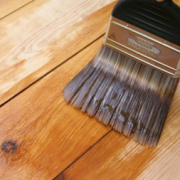 Visão geral de 8 defeitos populares na lacagem de parquet e métodos para sua eliminação