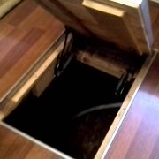 Aménagement d'un rez-de-chaussée avec sous-sol: nous réalisons un local technique sous la maison