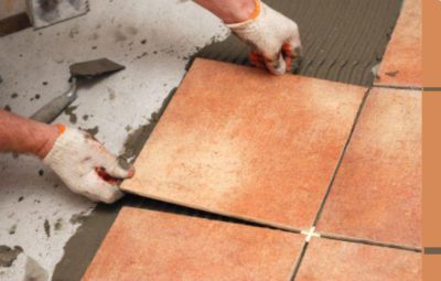 pose de tuiles Comment poser des carreaux au sol