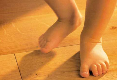 Entretien approprié du plancher Entretien des planches de parquet