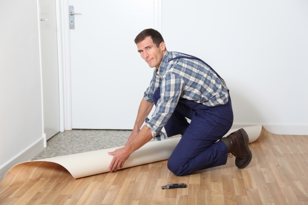 Comment poser le linoléum: le guide de pose le plus détaillé