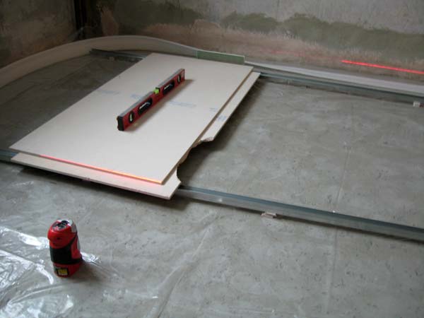 Règles générales et conseils pour l'installation d'une chape de sol de toute conception