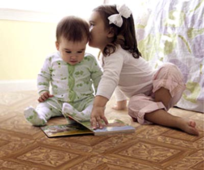 Linoléum dans la chambre des enfants Linoléum dans la chambre des enfants