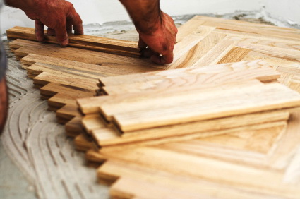 Pose de parquet: technologie de travail + analyse de 3 agencements populaires