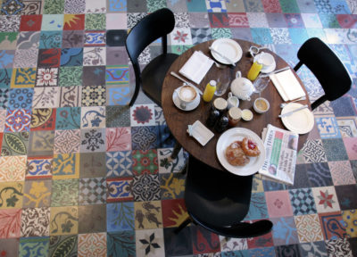 Tuile Tuile en céramique