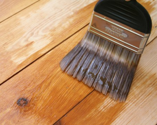 Aperçu de 8 défauts populaires dans le laquage du parquet et les méthodes pour les éliminer