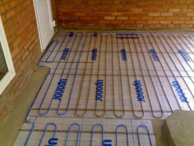 L'écart admissible par rapport à la distance (pas) calculée entre les câbles ne doit pas dépasser 1 cm L'écart admissible par rapport à la distance (pas) calculée entre les câbles ne doit pas dépasser 1 cm