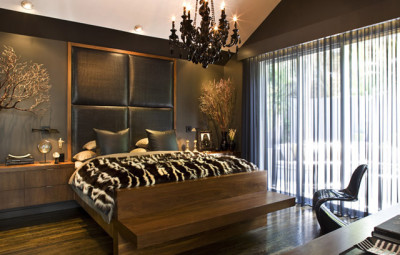 Chambre luxueuse dans les tons marron et or Chambre luxueuse dans les tons marron et or