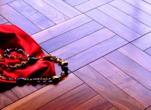 Parquet à panneaux: aperçu des caractéristiques du revêtement et de sa technologie de pose