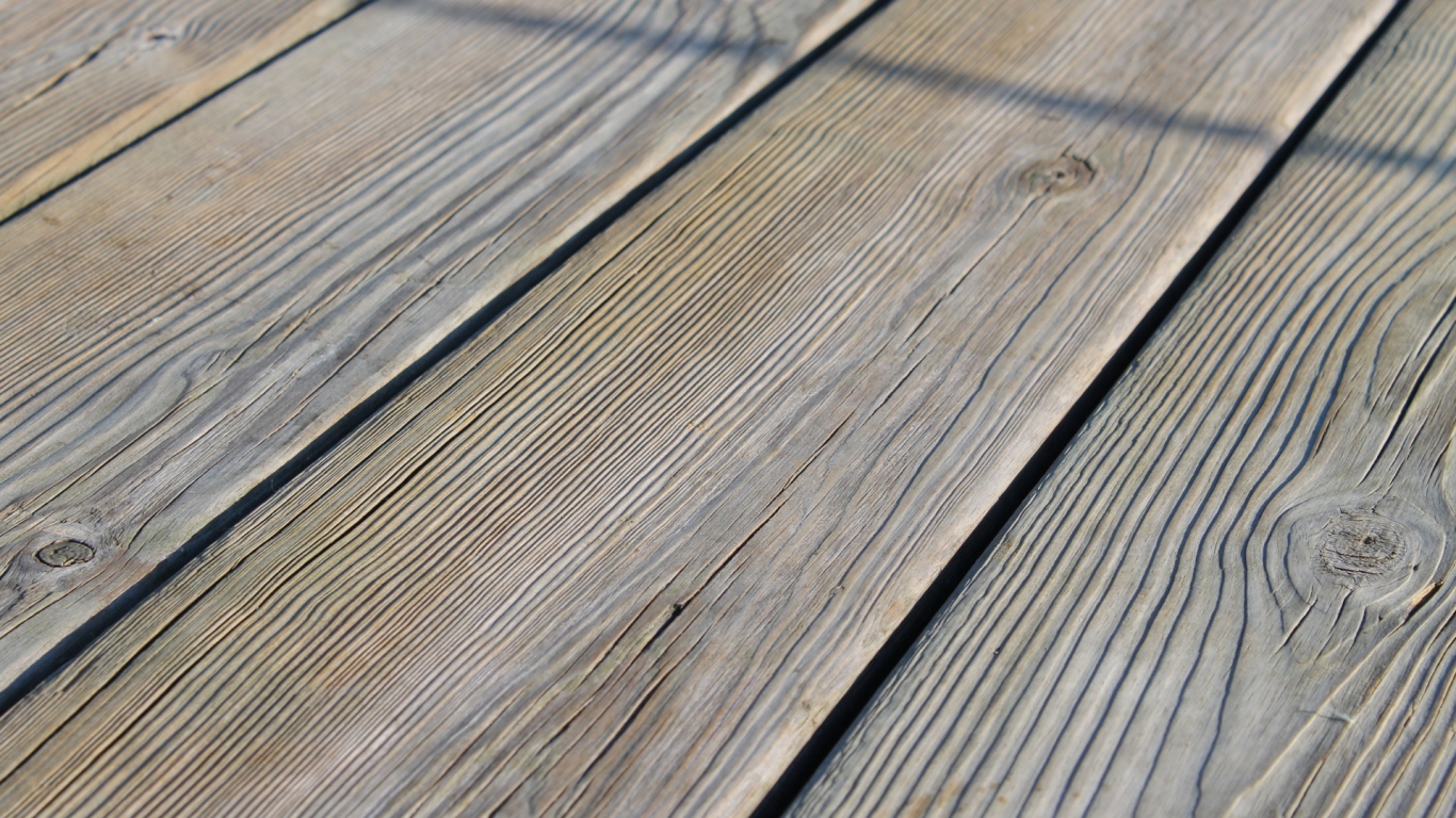 Quel est l'écart entre les lames de plancher?