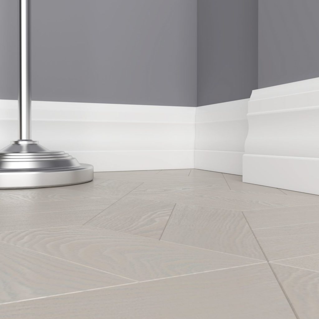 Plinthe large en blanc