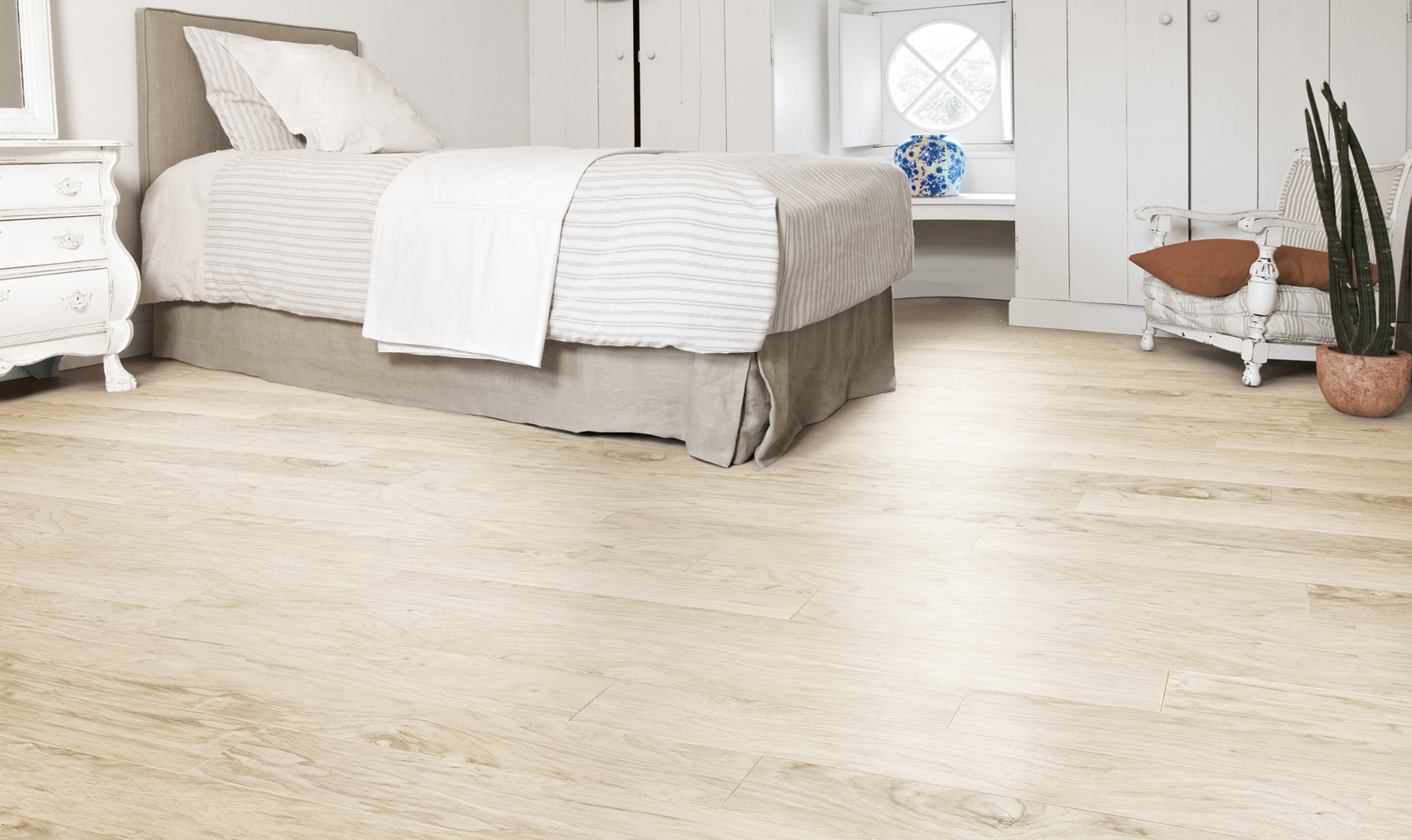 Le choix du stratifié pour le système de chauffage par le sol dans la chambre-pépinière