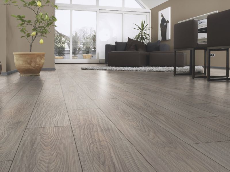 L'utilisation de stratifié gris à l'intérieur