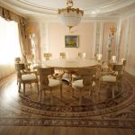 Parquet d'art dans la salle à manger