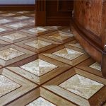 Stratifié d'art avec imitation de parquet et de pierre