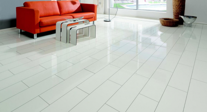 Stratifié blanc brillant