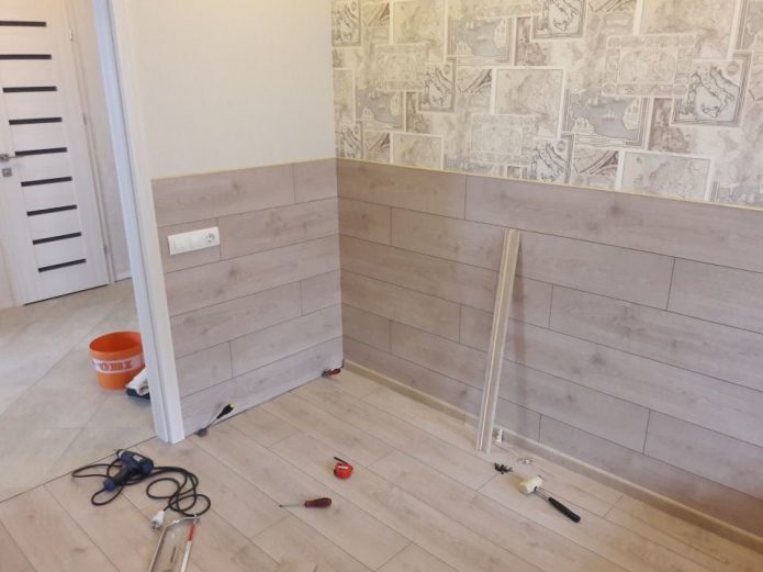 Stratifié dans la chambre