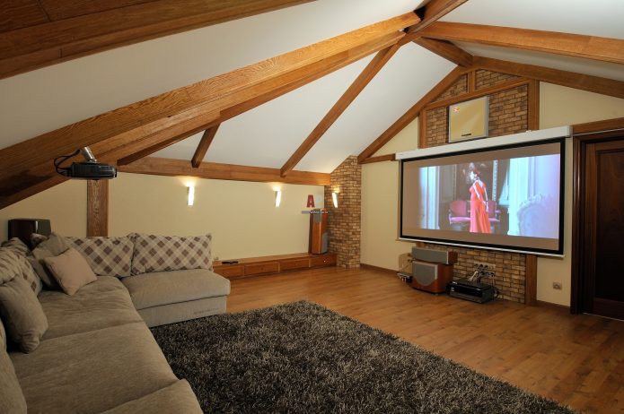 Aménagement d'un grenier dans une maison privée