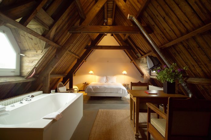 Aménagement d'un grenier dans une maison privée