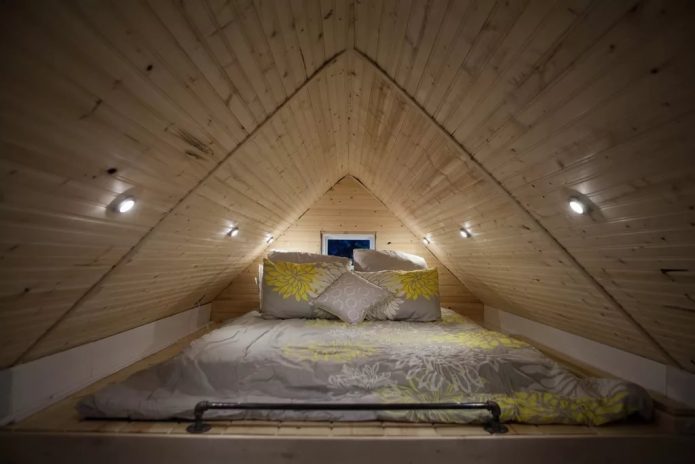 Aménagement d'un grenier dans une maison privée