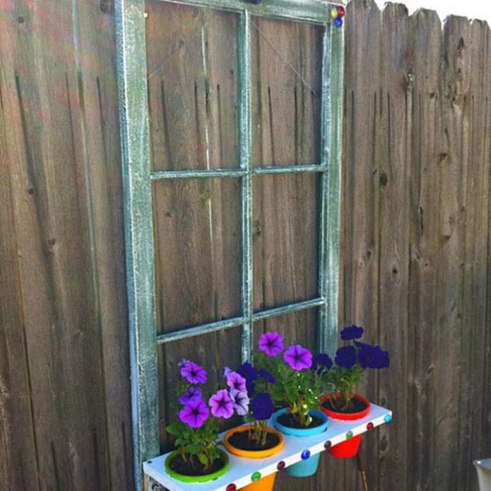 Étagère décorative pour fleurs