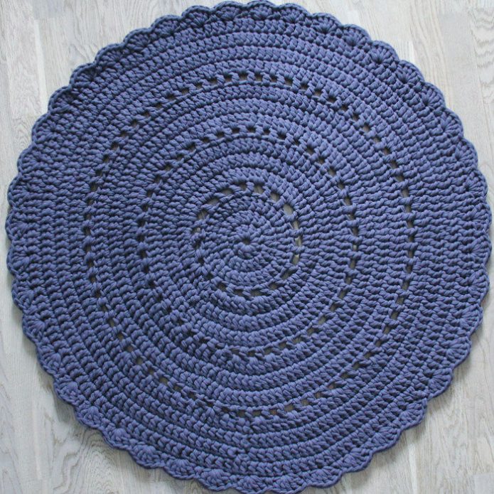 Tapis tricoté