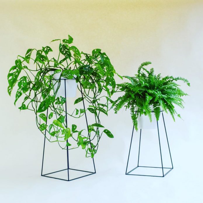 Support de fleurs en métal