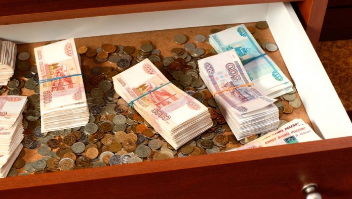 L'argent dans la boîte