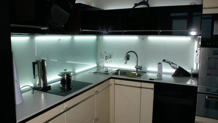 Tablier de cuisine en verre