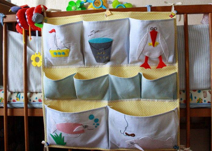 Poches pour un berceau