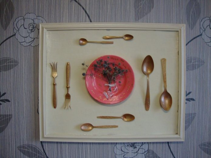 Image spectaculaire de plats anciens