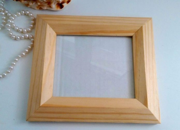 Cadre photo plinthe en bois