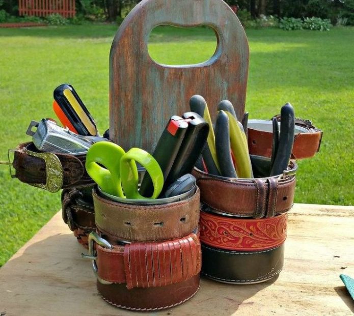 Un organisateur spectaculaire pour les outils de jardin