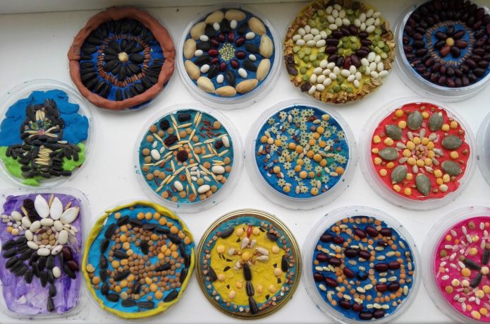 Panneau sur plaques en plastique