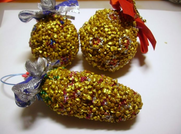 Décorations d'arbre de Noël de sarrasin