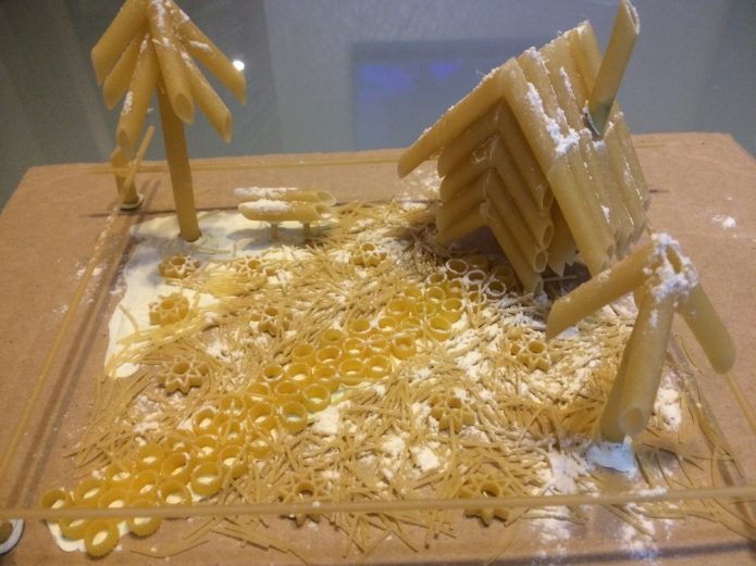 Jouet de pâtes simple