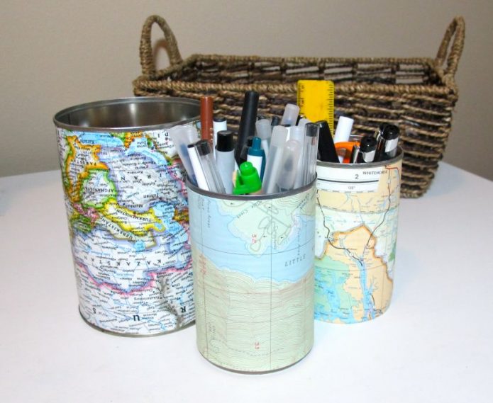 Organiseur de bureau pour une chambre d'étudiant