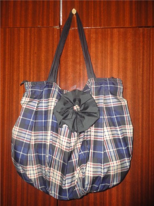 Sac fait maison d'un vieux parapluie