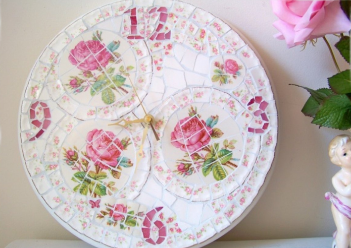 Horloge d'un vieux plat