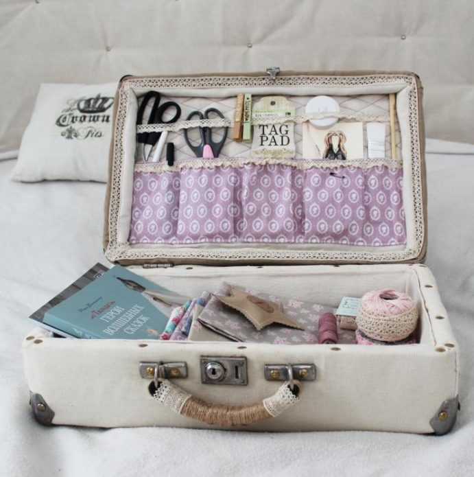 Organisateur élégant pour les femmes à l'aiguille