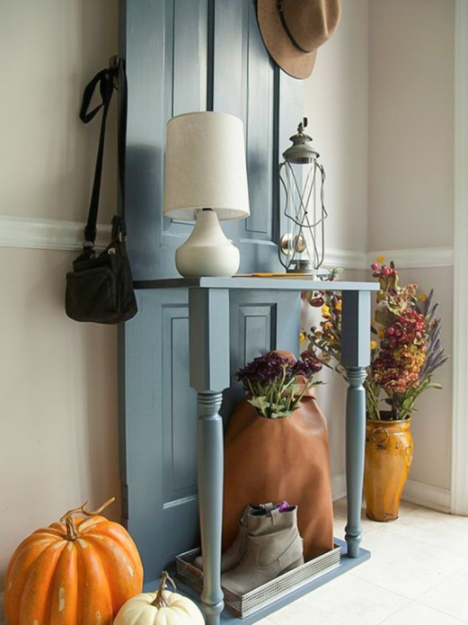 Cintre de l'ancienne porte et table