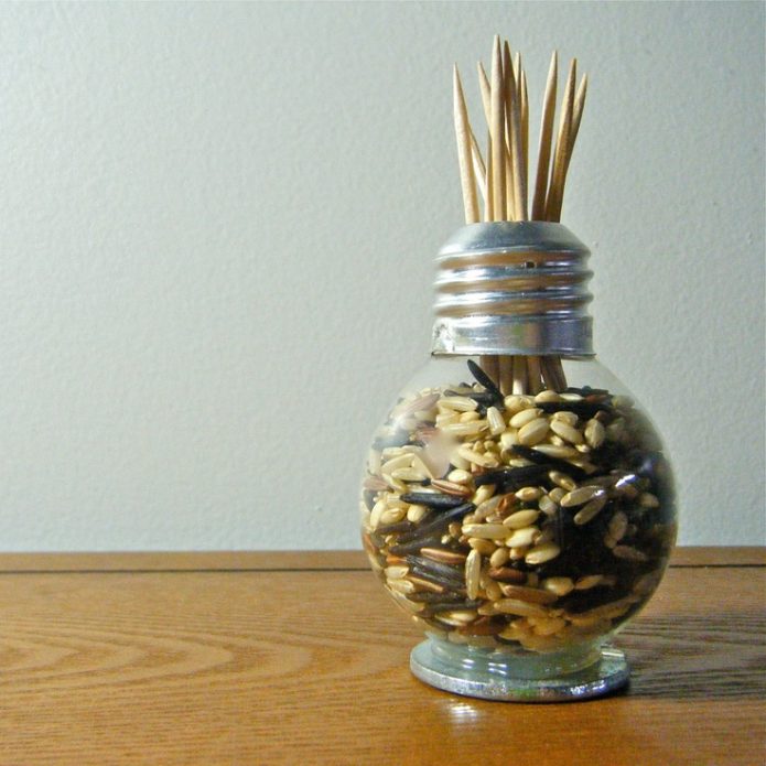 Vieux stand de cure-dent