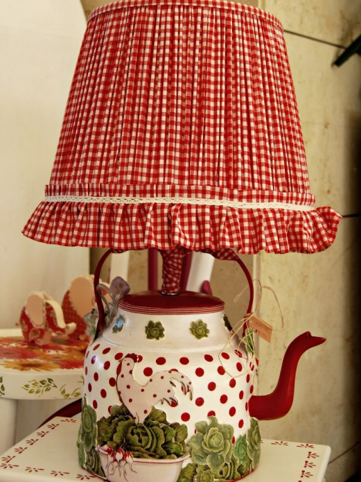 Lampe de table bouilloire