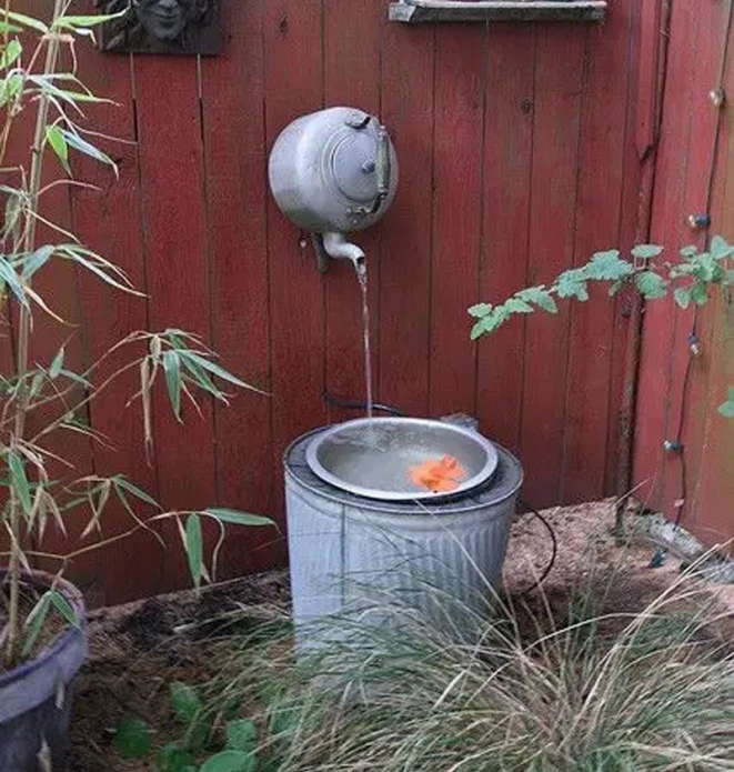 Cascade d'une vieille bouilloire