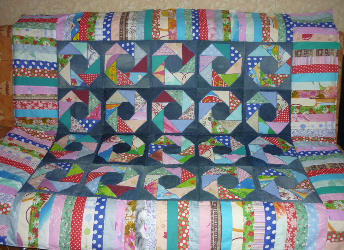 Débris de tissus colorés