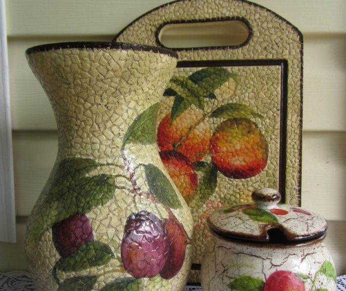 Vases à découper et ustensiles de cuisine