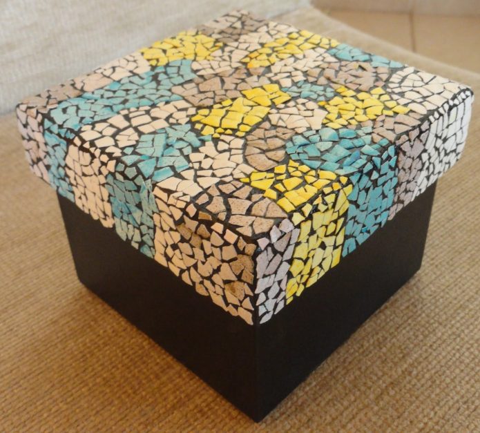 Coffret cadeau avec décor coquillage